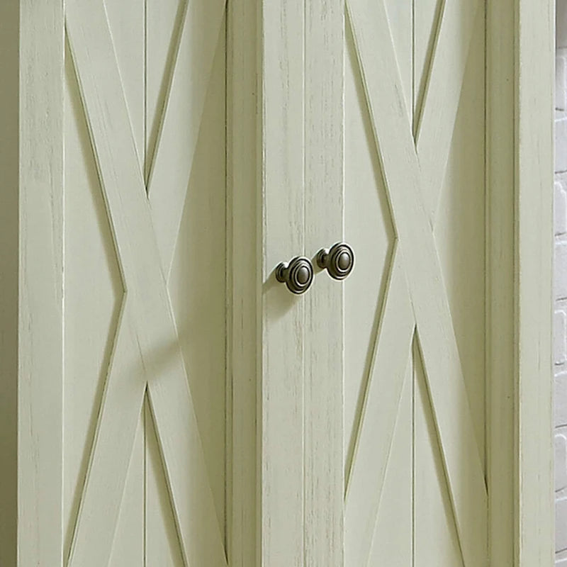 Dispensa da cucina color bianco sporco in stile Seaside Lodge