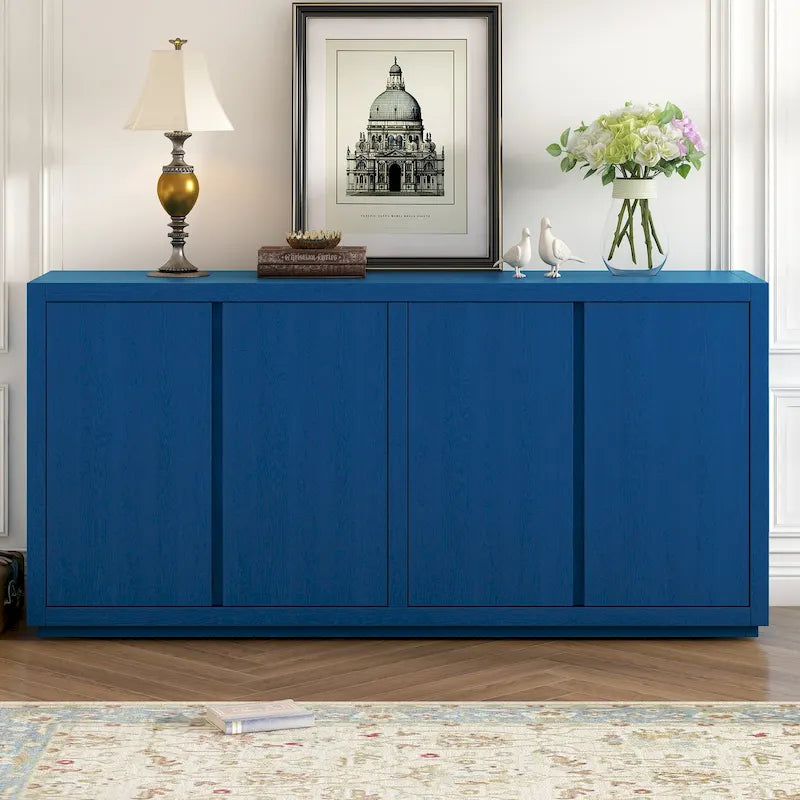 Credenza a quattro ante con impiallacciatura in frassino