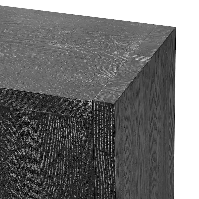 Credenza a quattro ante con impiallacciatura in frassino
