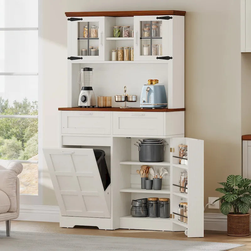 Dispensa da cucina con contenitore in stile rustico